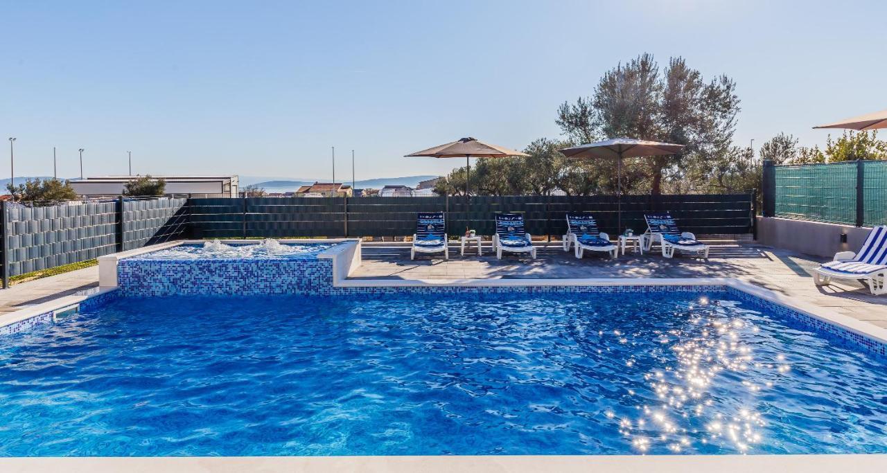 Villa Lamarin Kaštela Exteriör bild