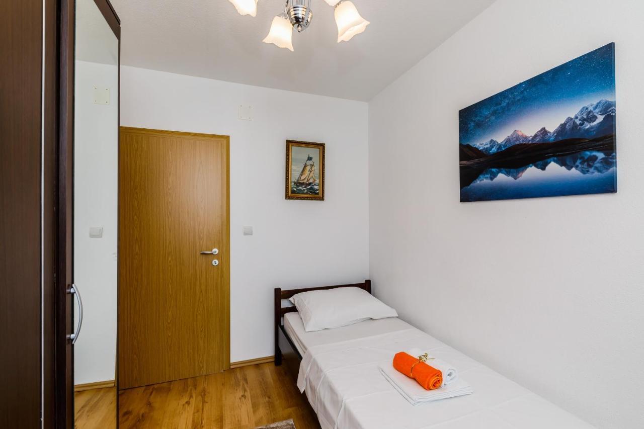 Villa Lamarin Kaštela Exteriör bild