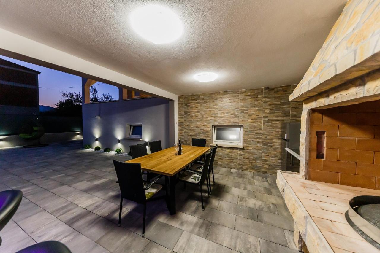Villa Lamarin Kaštela Exteriör bild