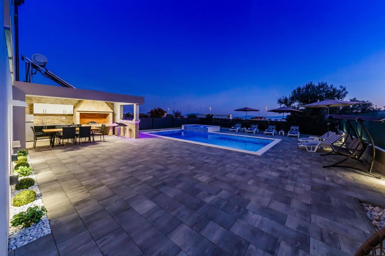 Villa Lamarin Kaštela Exteriör bild
